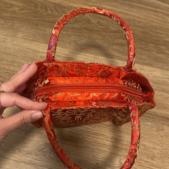 Vintage Red & Gold Asian Inspired Print Purse - Picture 3 of 8